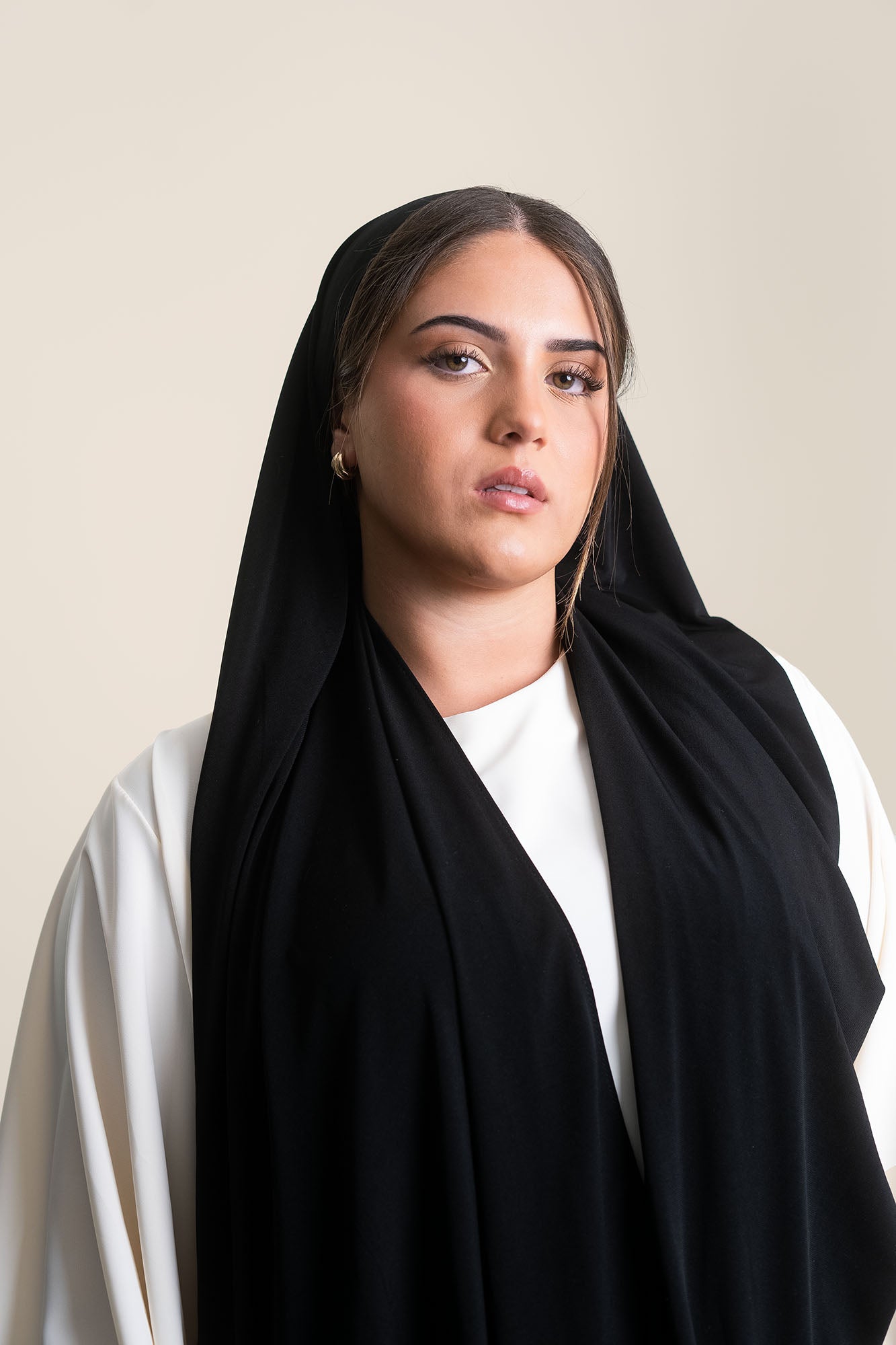 Basic Jersey Hijab Schwarz - Nayaa.de